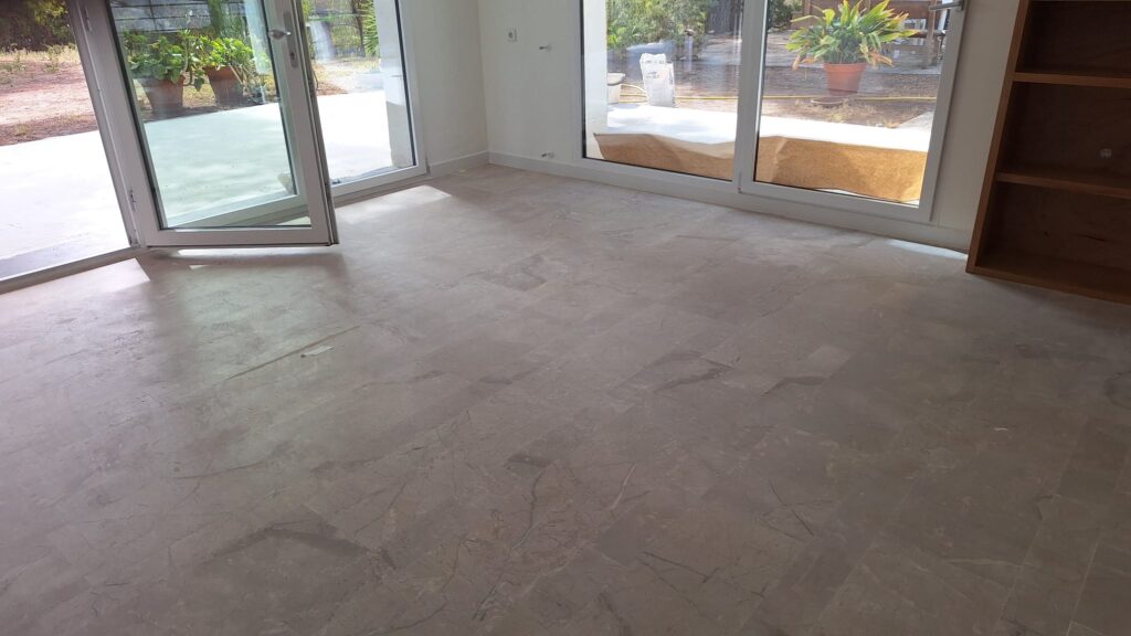 apomazado sin brillo de mármol Rojo Alicante